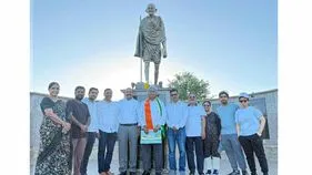 మన ఐక్యతకు నిదర్శనం గాంధీ మెమోరియల్: జయరాం కోమటి