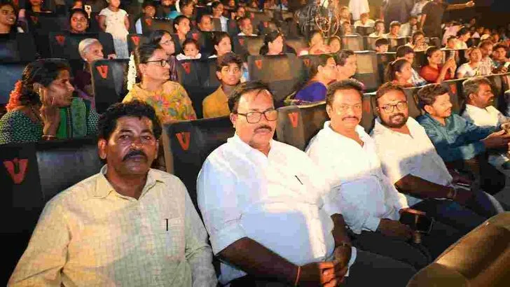 అనంతపురంలో కొరియన్ కనకరాజు మూవీ సాంగ్ లాంచింగ్.. హాజరైన వరుణ్ తేజ్