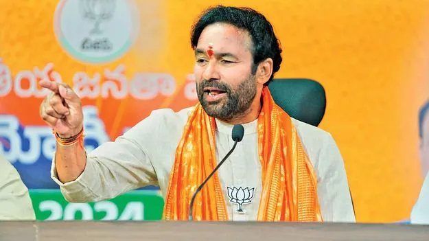 యూపీఏ హయాంలో పేపర్లు లీక్.. కాంగ్రెస్ నేతలు ఎందుకు రాజీనామా చేయలేదు: కిషన్ రెడ్డి