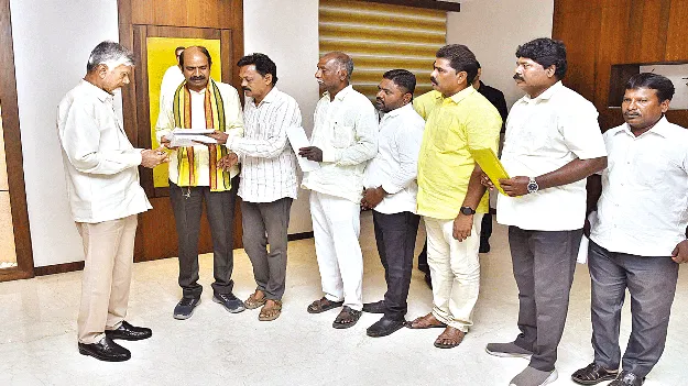  సీఎం దృష్టికి మత్స్యకారుల సమస్యలు