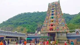 ఇంద్రకీలాద్రి ఘాట్ రోడ్డు మరమ్మతు పనుల వాయిదా.. 