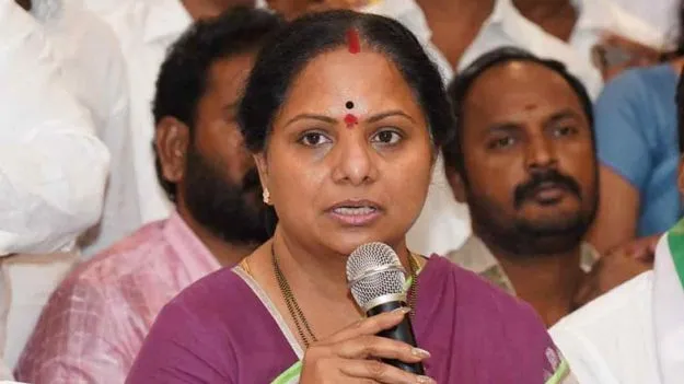 టీఆర్ఎస్‌ను గెలిపిస్తే.. రైతును రాజును చేసి చూపిస్తా: కవిత