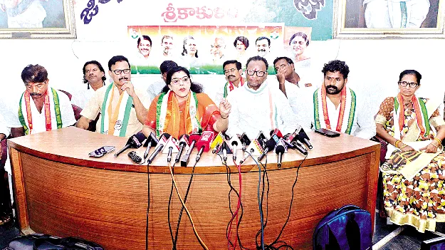 ప్రజల విశ్వాసాలతో బీజేపీ ఆడుకుంటోంది