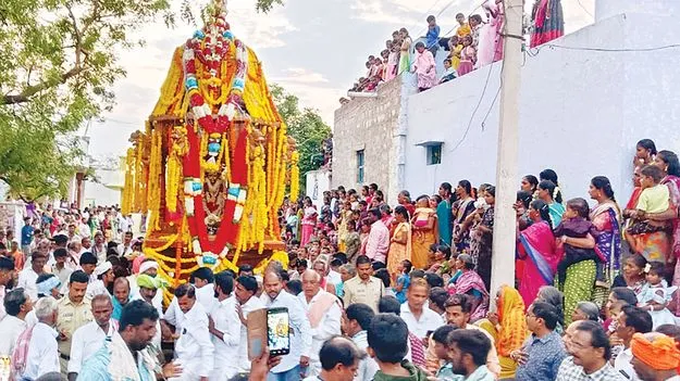 రమణీయం.. లక్ష్మమ్మవ్వ రథోత్సవం