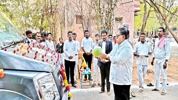 ప్రజలకు చేరువగా న్యాయసేవలు 