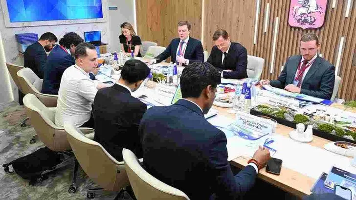రష్యాలో బిజీ బిజీగా మంత్రి లోకేశ్