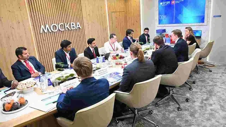 రష్యాలో బిజీ బిజీగా మంత్రి లోకేశ్