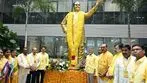 మహానాడులో ఘనంగా ఎన్టీఆర్ జయంతి వేడుకలు..  నివాళులు అర్పించిన చంద్రబాబు