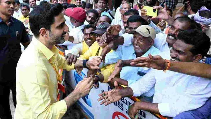 మహానాడులో ఘనంగా ఎన్టీఆర్ జయంతి వేడుకలు..  నివాళులు అర్పించిన చంద్రబాబు