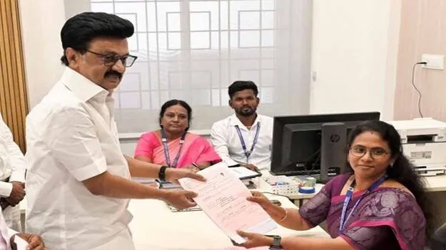 నామినేషన్ వేసిన తమిళనాడు ముఖ్యమంత్రి ఎంకే స్టాలిన్