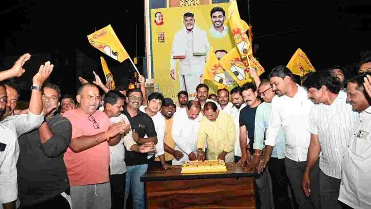 అనంతపురంలో ఘనంగా సీఎం చంద్రబాబు జన్మదిన వేడుకలు..