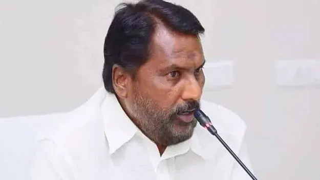 విగ్రహాల ప్రతిష్ఠాపనకు సంబంధించిన సమస్యలు పరిష్కరించాలి: మంత్రి అడ్లూరి లక్ష్మణ్