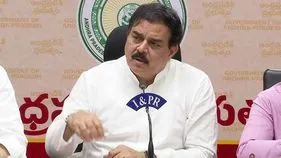 తప్పులు చేసే గ్యాస్ ఏజెన్సీలపై కఠిన చర్యలు: మంత్రి నాదెండ్ల