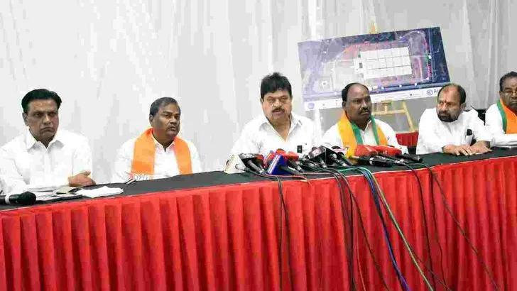 ప్రధాని మోదీ సభ కోసం ఏర్పాట్లు పర్యవేక్షించిన టీబీజేపీ చీఫ్