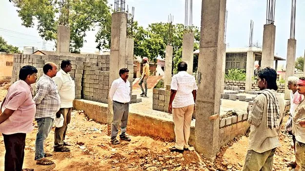  హెల్త్‌ క్లినిక్‌ భవనాలకు రూ.50.40 కోట్లు 