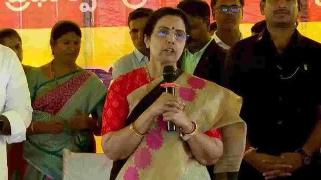 అన్ని రంగాల్లో ఏపీ దేశంలోనే ముందుండాలనేది చంద్రబాబు లక్ష్యం: నారా భువనేశ్వరి