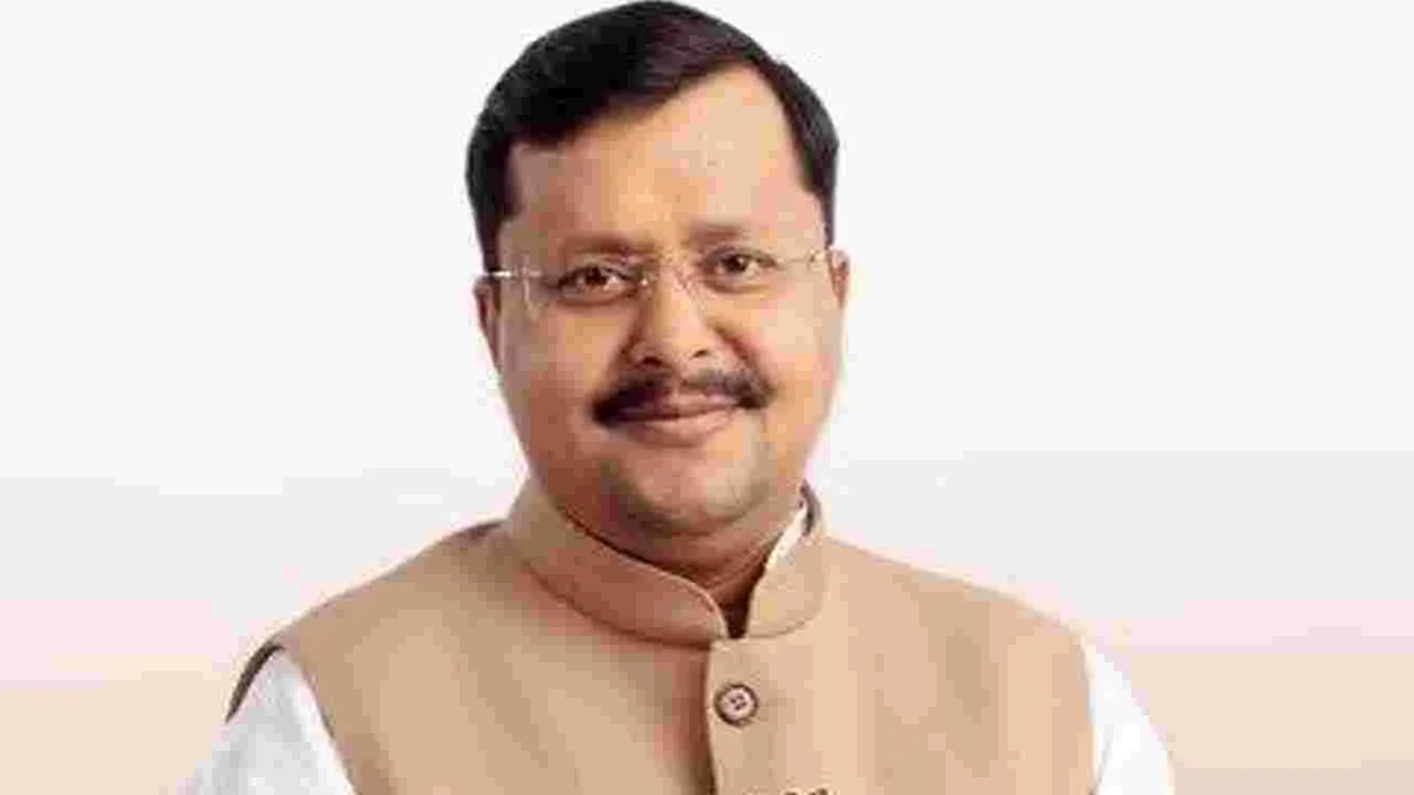 రాజ్యసభ సభ్యునిగా ప్రమాణ స్వీకారం చేసిన బీజేపీ చీఫ్ నితిన్ నబీన్