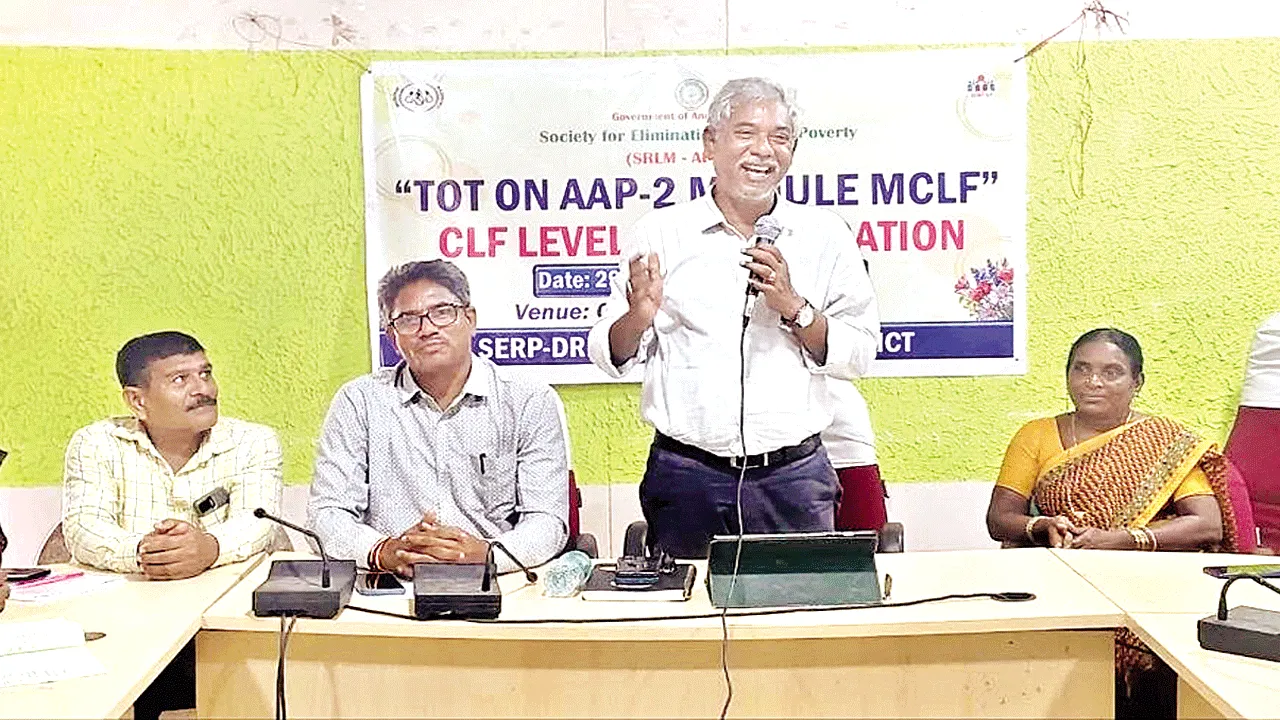 మహిళా అక్షరాస్యతతో అభివృద్ధి: డీఆర్‌డీఏ పీడీ