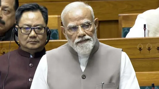 పశ్చిమాసియాలో పరిస్థితి ఆందోళనకరంగా ఉంది.. లోక్‌సభలో ప్రధాని మోదీ 