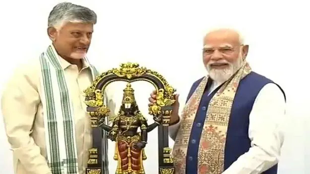 ప్రధాని మోదీని అభినందనలతో ముంచెత్తిన ఎన్డీయే నేతలు