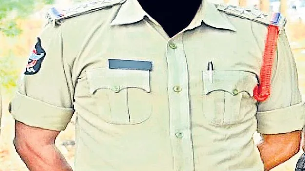 స్పెషల్‌బ్రాంచి సిబ్బంది దందా 