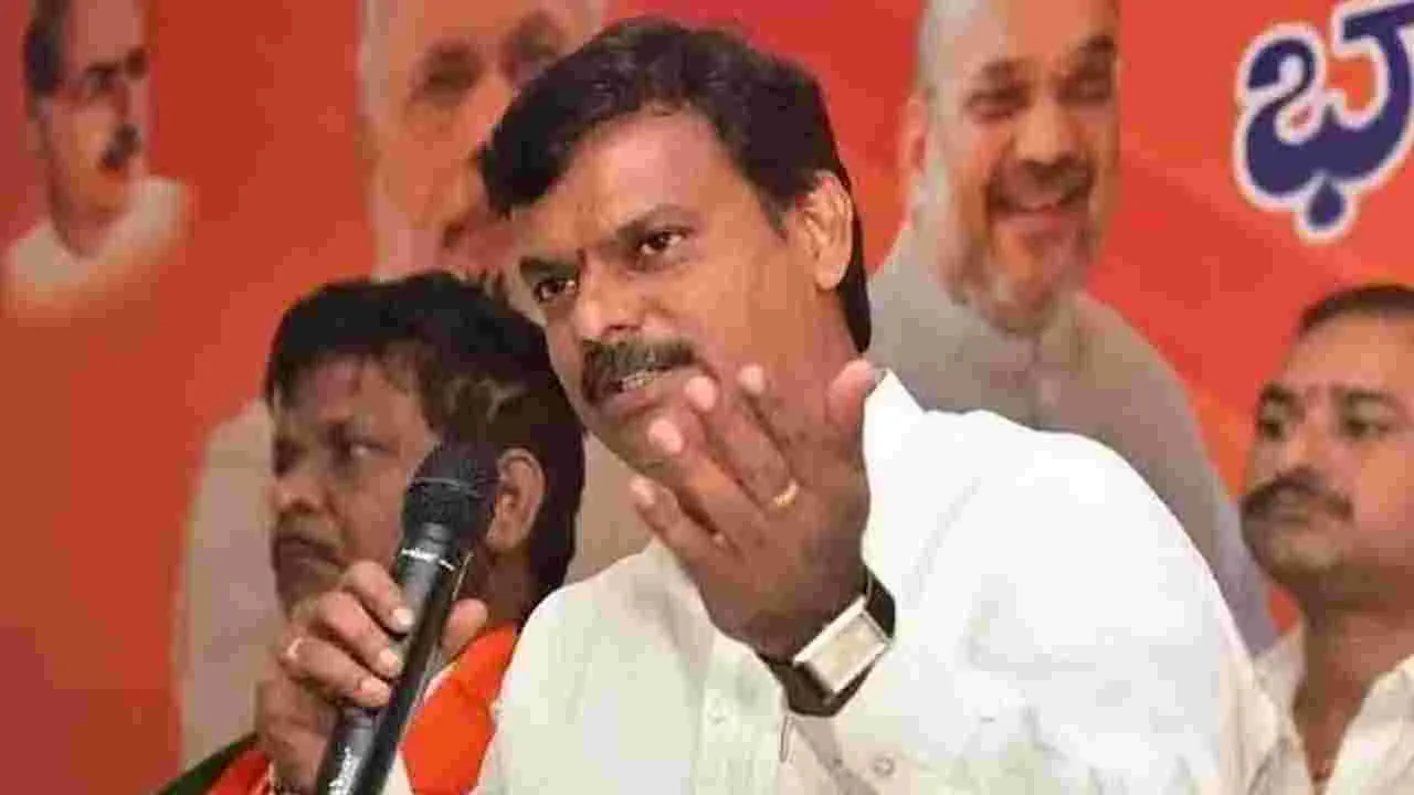 హోంగార్డుల సమస్యలు పరిష్కరించండి: సీఎం చంద్రబాబుకు బీజేపీ చీఫ్ లేఖ