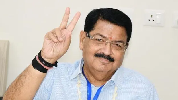 రాజ్యసభకు మరోసారి ఎన్నికైన పరిమళ్ నత్వానీ