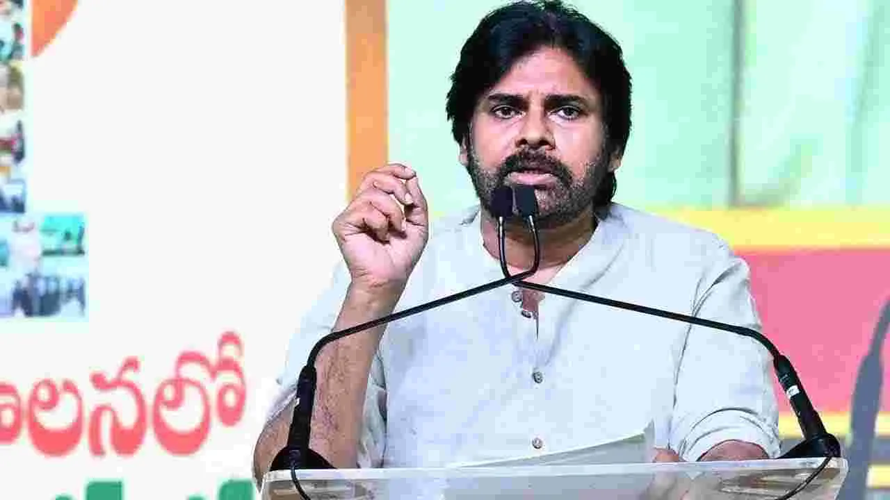 ప్రయాణికుల సజీవ దహనం.. స్పందించిన డిప్యూటీ సీఎం, మంత్రులు