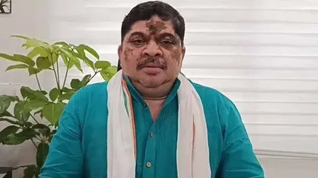 ఉన్నతాధికారులుగా ఎదిగే అవకాశాన్ని జారవిడుచుకోవద్దు: మంత్రి పొన్నం 