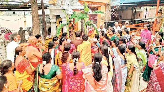 భక్తిశ్రద్ధలతో నిర్జల ఏకాదశి పూజలు