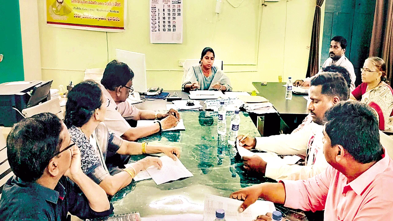 జూలై 14 వరకు సర్‌పై ఇంటింటి సర్వే: ఆర్డీవో
