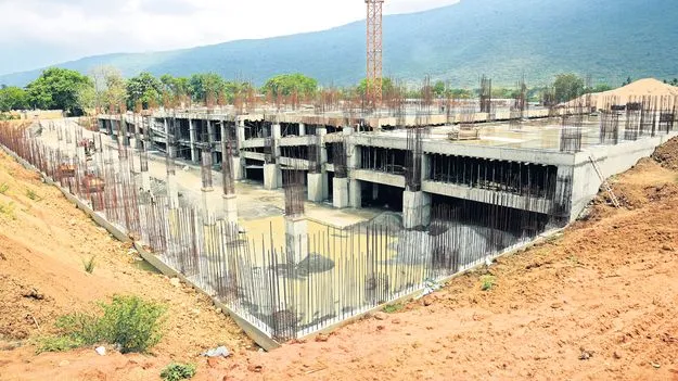 చకచకా రైల్వే జోన్‌ పనులు