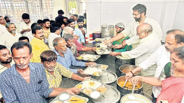 అన్న క్యాంటీన్లు కిట కిట 