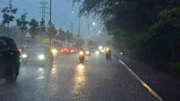 తెలుగు రాష్ట్రాల్లో వర్షాలు.. 