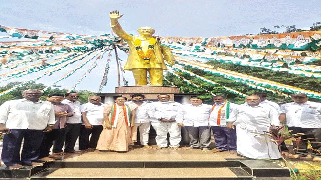 ‘సాంకేతిక విప్లవానికి ఆద్యుడు రాజీవ్‌గాంధీ’