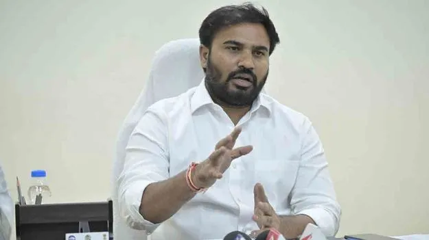 డీఎస్సీ నిర్వహించకూడదని ఎన్నో అడ్డంకులు సృష్టించిన వైసీపీ: శాప్ చైర్మన్