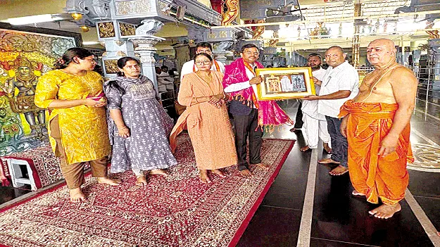 ఆదిత్యుని సేవలో అసోం రాష్ట్ర ప్రధాన కార్యదర్శి 