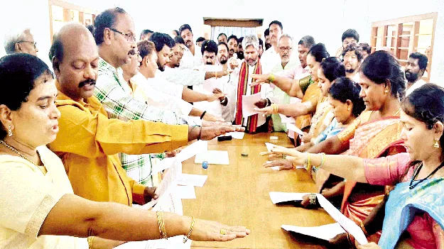  రైతు సంక్షేమానికి కృషి చేయాలి: ఎమ్మెల్యే రవికుమార్‌