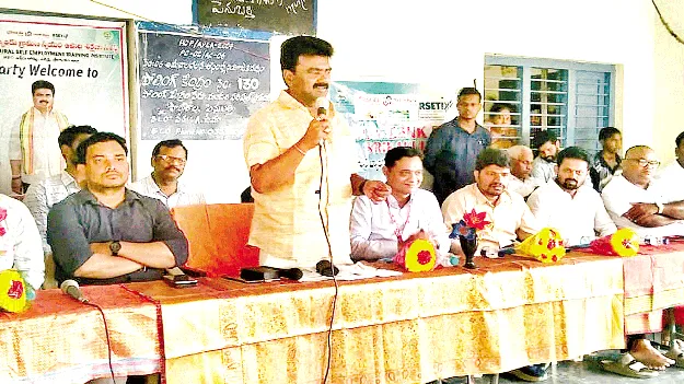 నైపుణ్యాలతో ఆర్థిక స్వావలంబన సాధ్యం