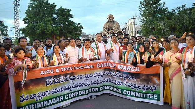 విద్యార్థుల ఉద్యమంతో దిగొచ్చిన కేంద్ర ప్రభుత్వం