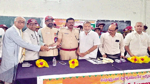 ‘దేశభద్రతకు ప్రతిఒక్కరూ నడుం బిగించాలి’