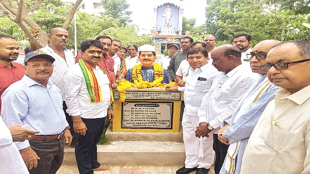 స్మృతివనం దేశానికే తలమానికం: ఎమ్మెల్యే శంకర్‌