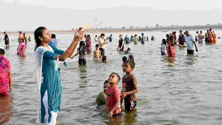 ఐదో రోజు కాళేశ్వరంలో కొనసాగుతున్న పుష్కరాలు..