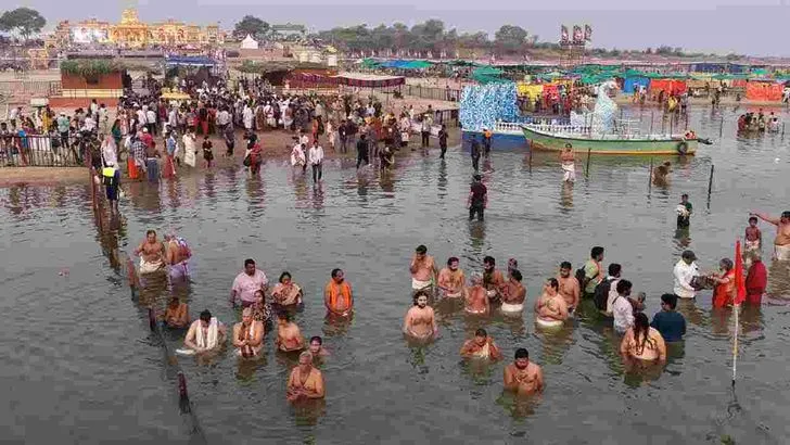 సరస్వతి నది అంత్య పుష్కరాలు ప్రారంభం..