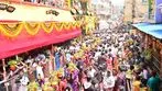 భాగ్యనగరంలో లష్కర్ బోనాలు.. అమ్మవారికి బోనం సమర్పించేందుకు పోటెత్తిన భక్తులు
