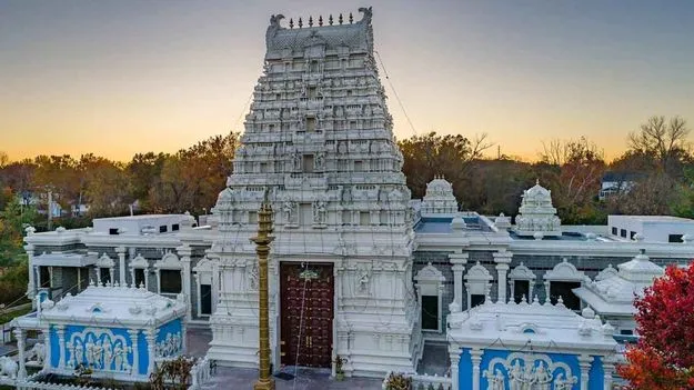 అమెరికాలో తొలిసారిగా నవకుండాత్మక శతచండీ సహిత శతరుద్రయాగం