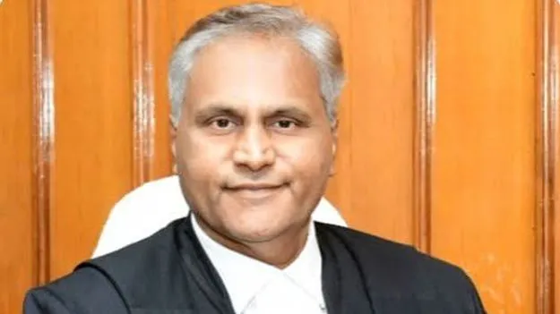 హైడ్రా కమిషనర్‌ తొలగింపు ఆదేశాలు సబబే