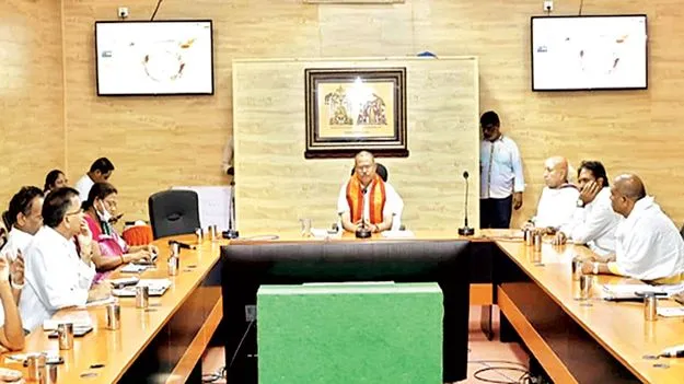 భక్తులకు మెరుగైన సౌకర్యాలు
