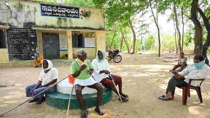 భానుడి భగభగలు.. అల్లాడుతున్న జీవులు