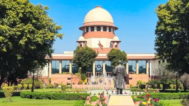 రాయదుర్గం భూముల కేసులో సుప్రీంకోర్టు కీలక ఆదేశాలు 
